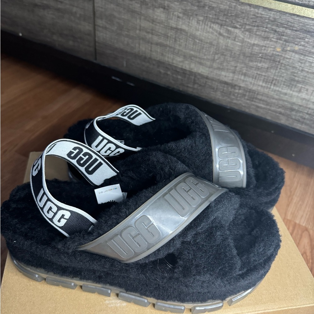 UGG Fuzzita Clear